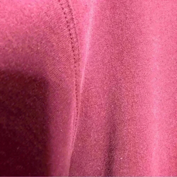 Gildan Hockey Mom Hoodie Burgundy Size Medium - Picture 7 of 16